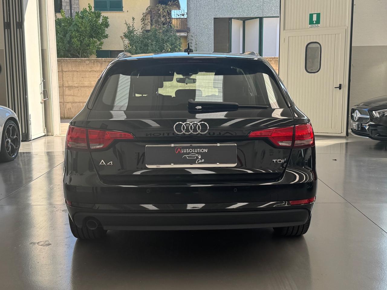 Audi A4 Avant 2.0 TDI 150 CV ultra Business Sport