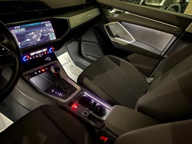 AUDI Q3 35 2.0 TDI S tronic Business Advanced COCKPIT