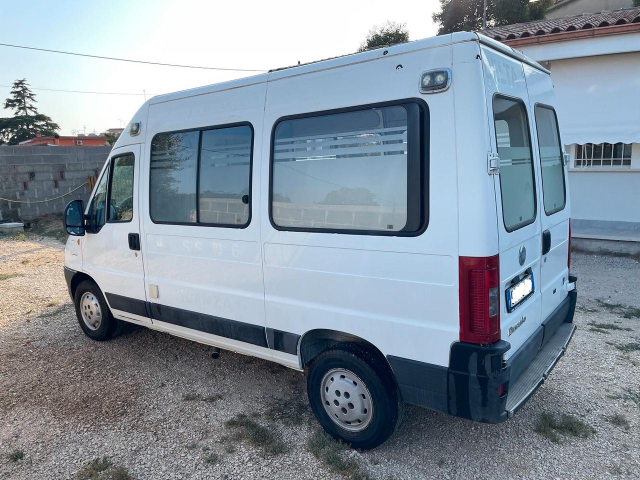 CAMPER 5 METRI TRAZIONE 4 X 4