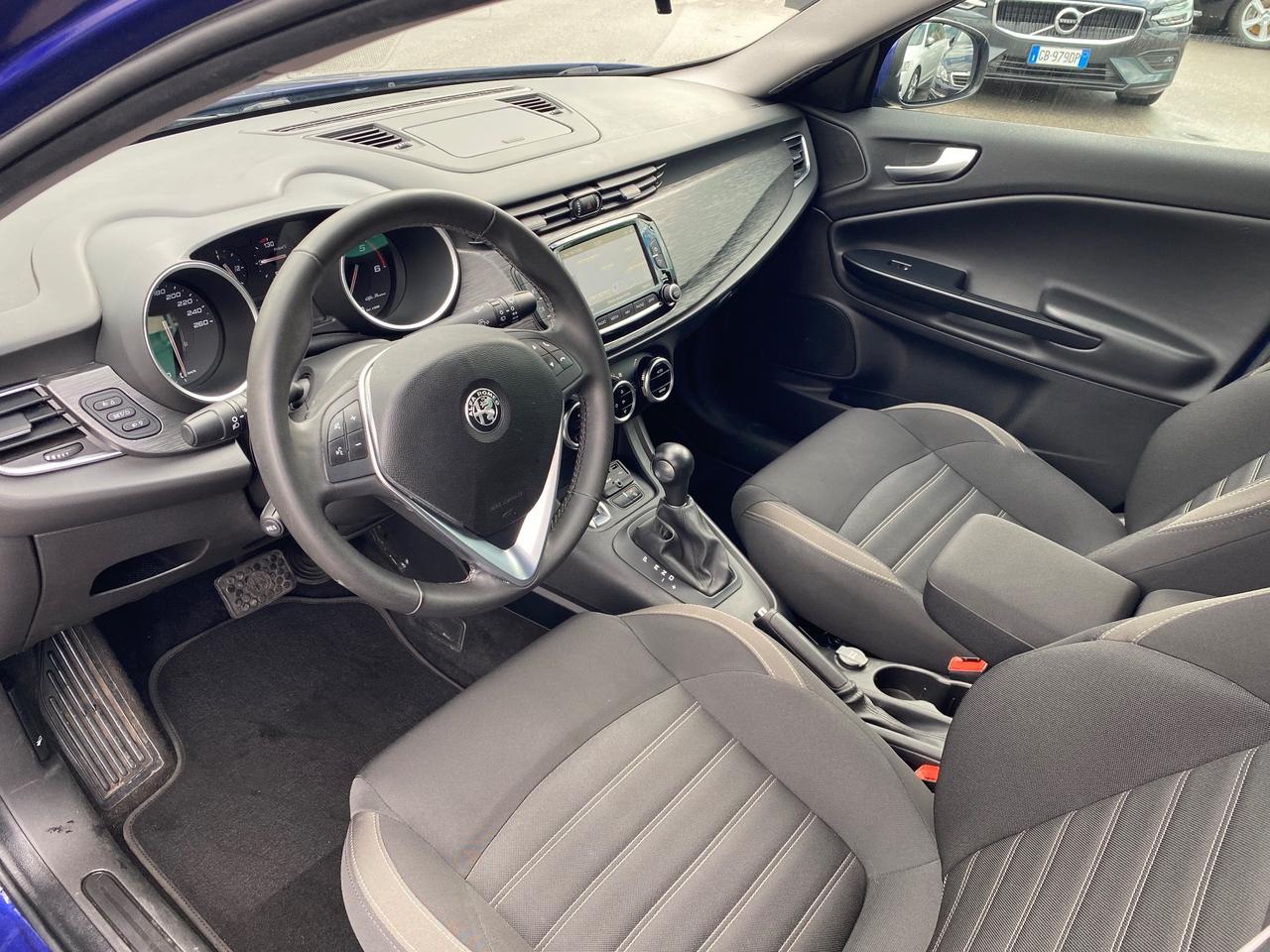 Alfa Romeo Giulietta 1.6 120 CV Automatica Navi NEOPATENTATI Garantita