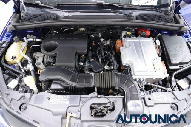 RENAULT Clio FULL HYBRID E-TECH 140 CV AUTOMATICA