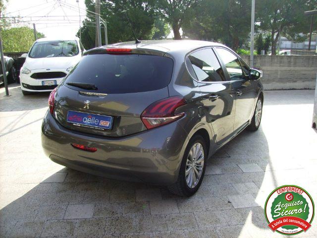 PEUGEOT 208 Cv82 5 porte Style