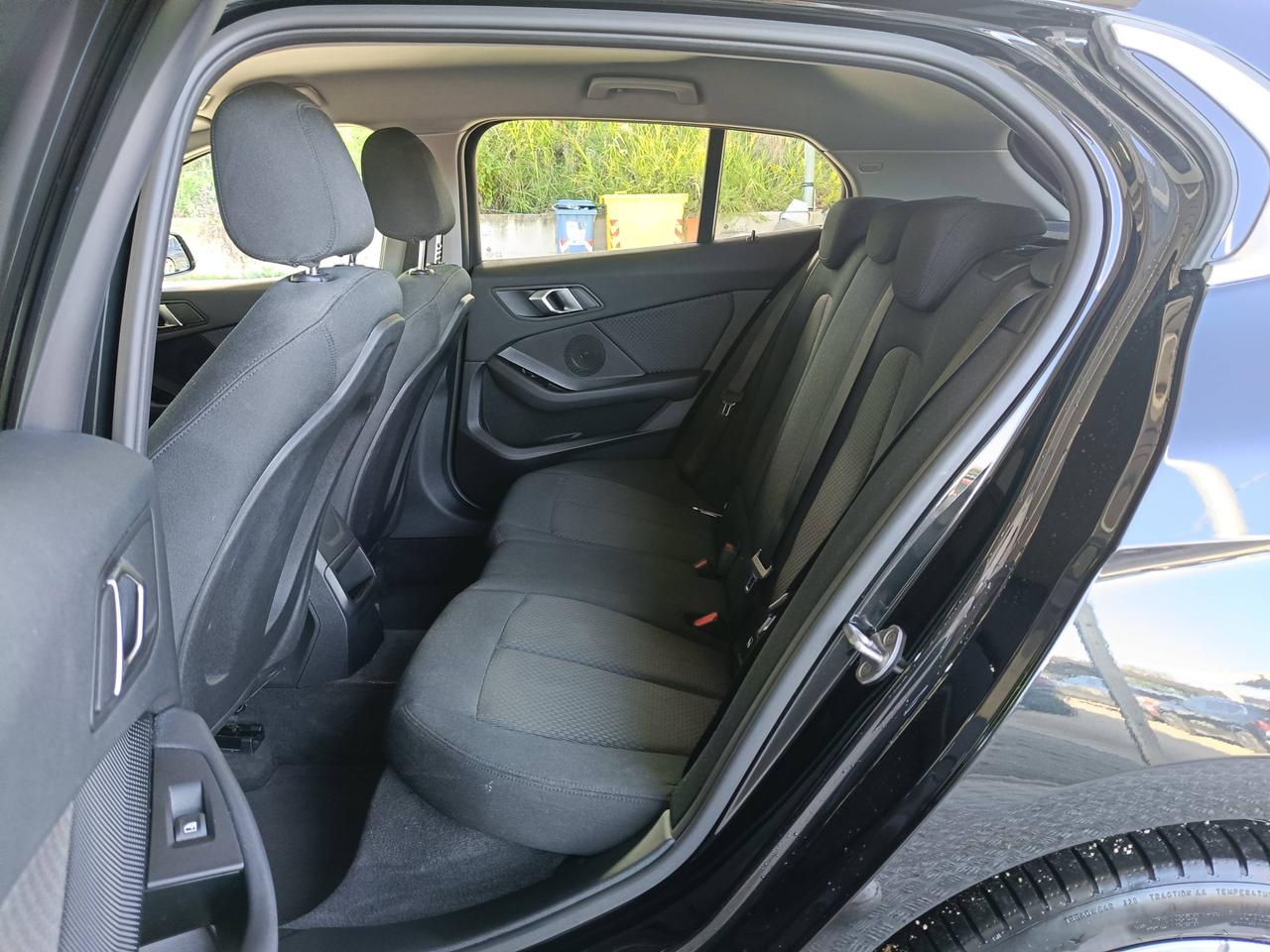 BMW Serie 1 F40 - 116i Msport Exterior auto