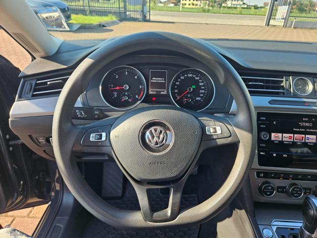 VOLKSWAGEN Passat Variant 2.0 TDI DSG BlueMotion Tech
