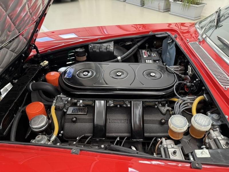 Ferrari 330 GT 2+2 restauro da concorso