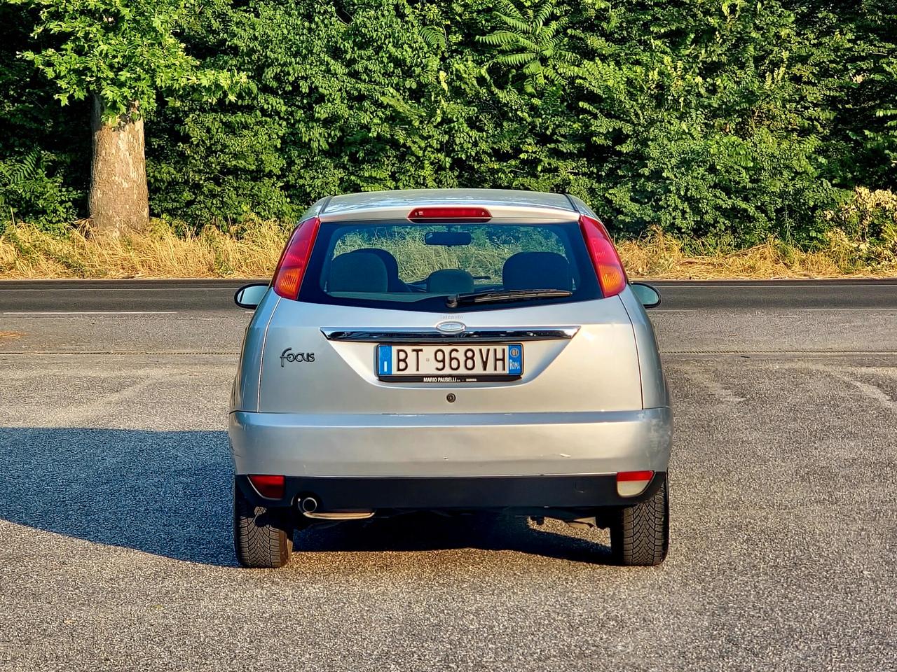 Ford Focus 1.6i 16V cat 5p. Ghia 2001 E3 Manuale