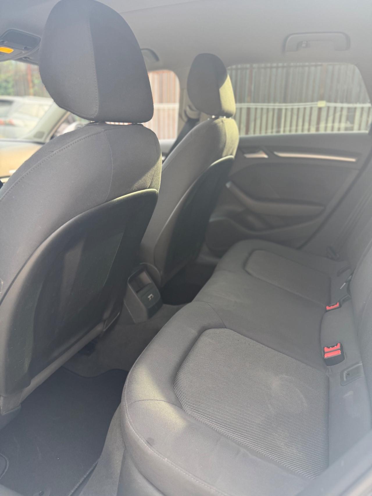 Audi A3 SPB 1.6 TDI 116 CV Business