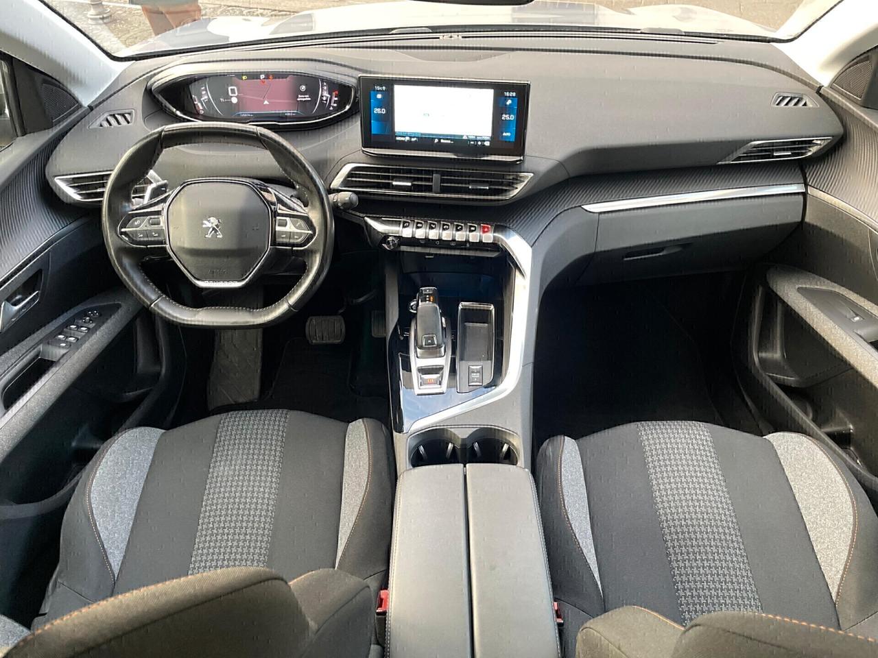 Peugeot 3008 BlueHDi 130 EAT8 Active Business