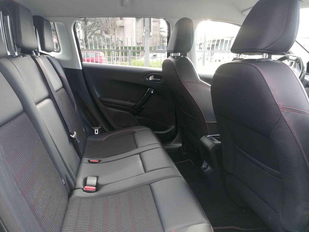 Peugeot 2008 BlueHDi 100 GT Line