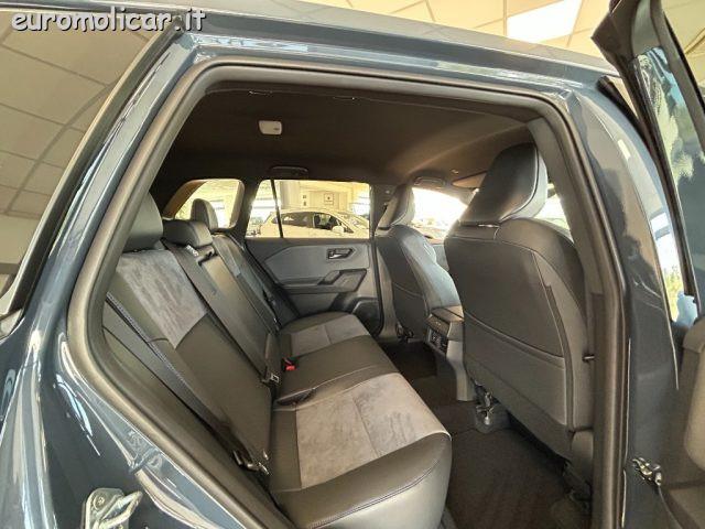 SUZUKI Across Plug-in Hybrid 4X4 TOP