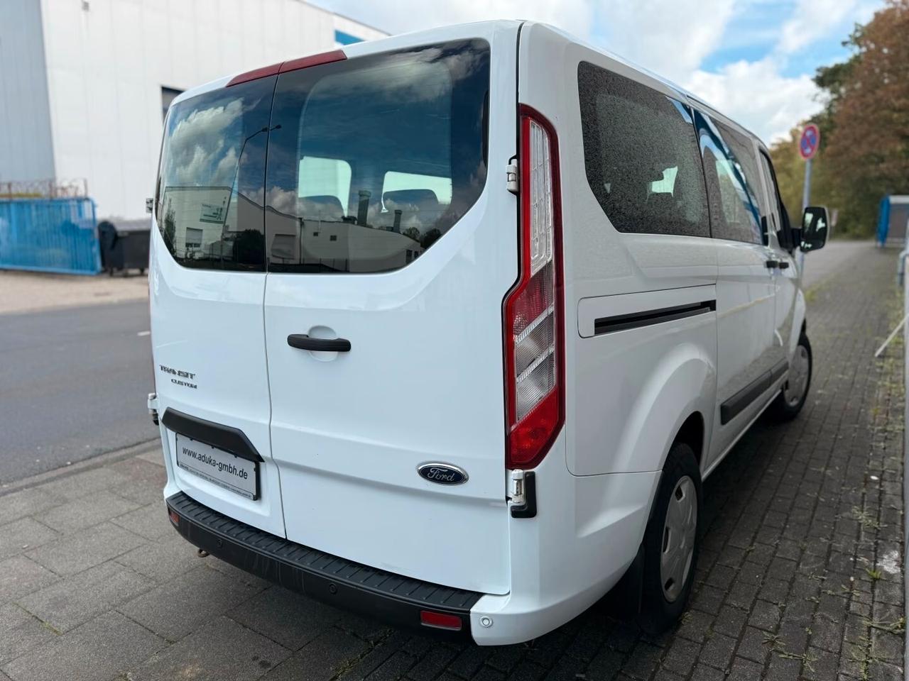 Ford Transit Custom 340 2.0 TDCi 130 PC Combi Trend 9 posti