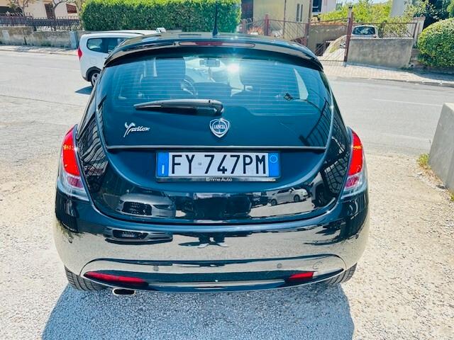 Lancia Ypsilon 1.2 69 CV 5 porte GPL Ecochic Gold