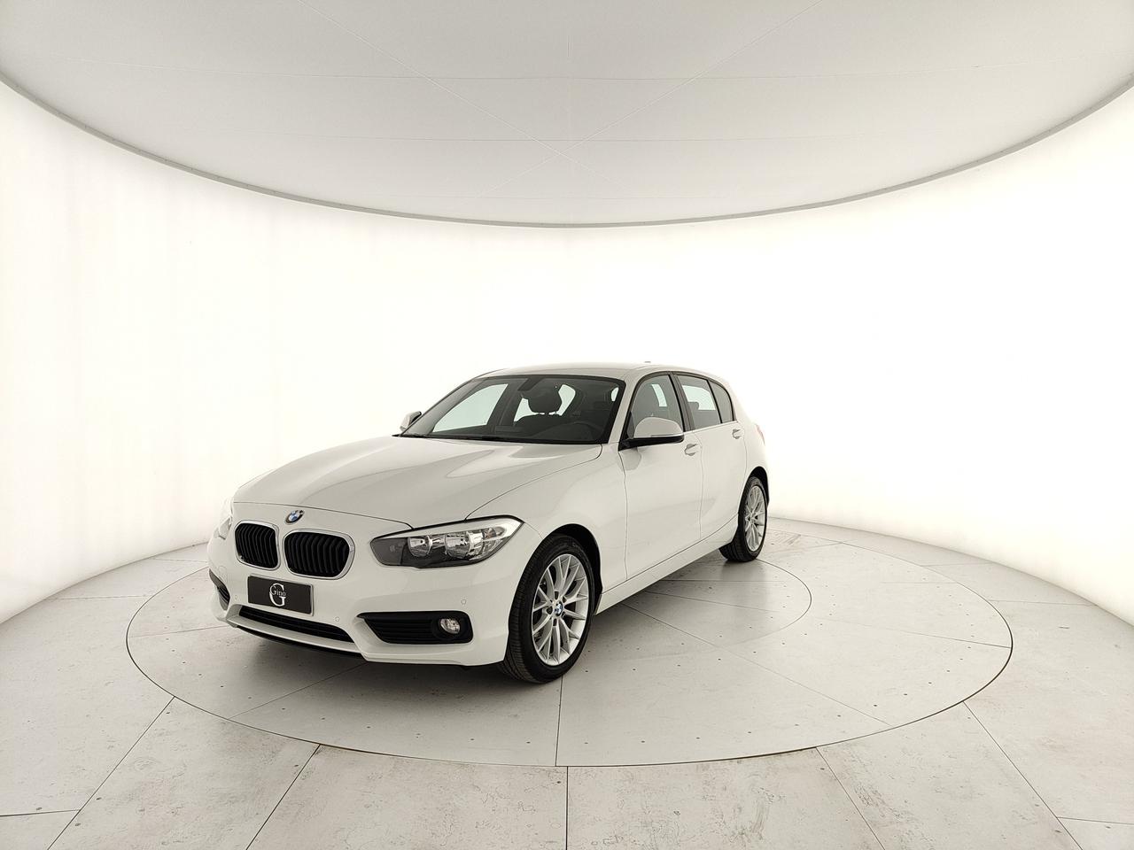 BMW 116d Advantage 5p auto