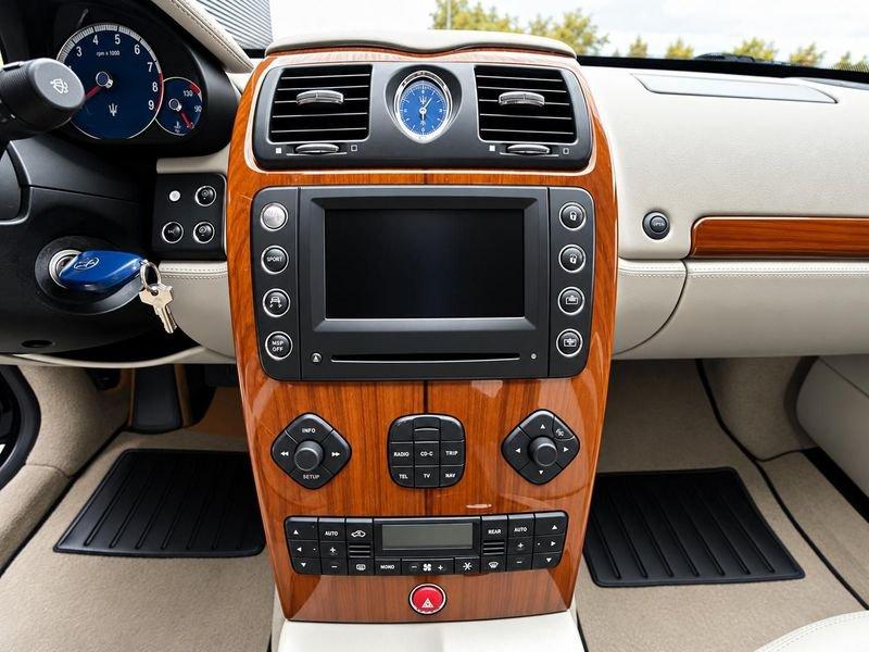 Maserati Quattroporte 4.2 V8 DuoSelect 400 CV