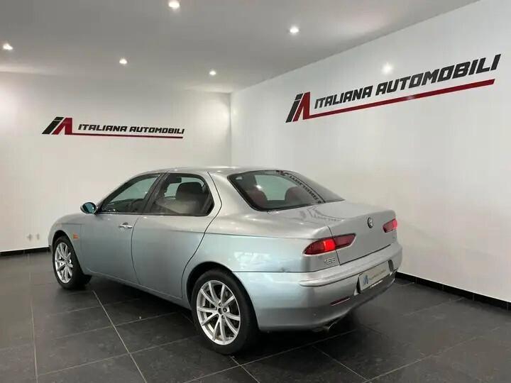 Alfa Romeo 156 2.5i V6 24V cat Distinctive