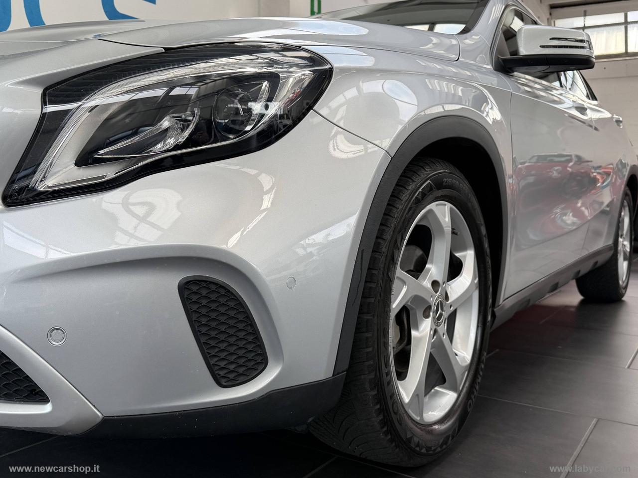 MERCEDES-BENZ GLA 180 Business