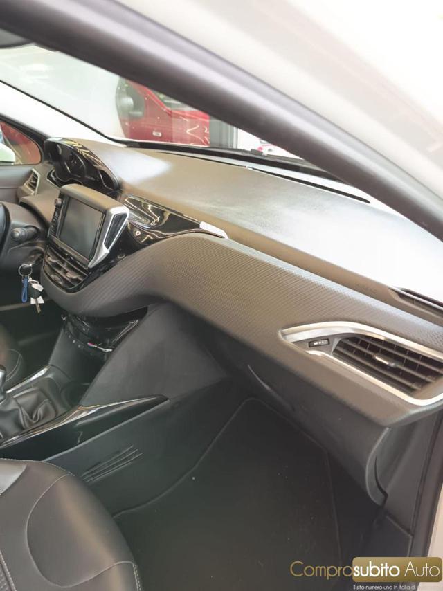 PEUGEOT 2008 1° serie BlueHDi 100 S&S Allure