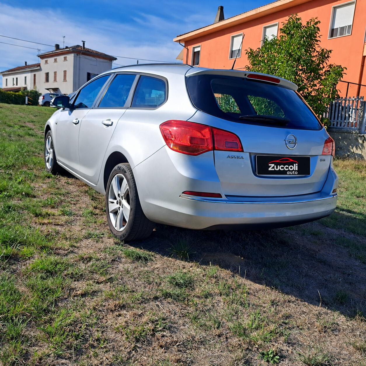Opel Astra 1.7 CDTI 110CV Sports Tourer Cosmo