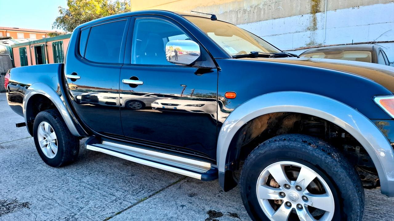 L200 2.5 DI-D/136CV Double Cab Intense