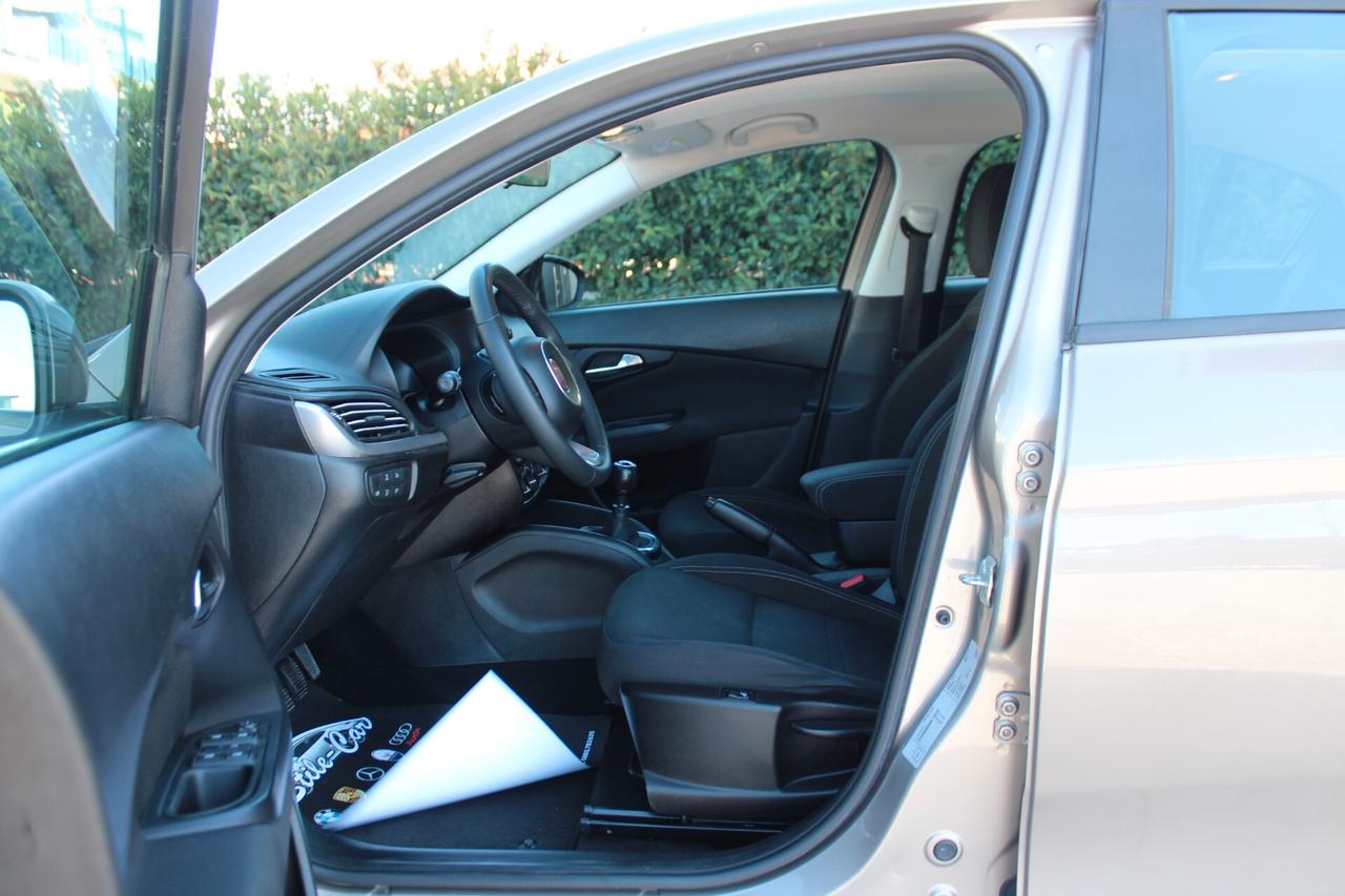Fiat Tipo 1.6 Mjt S&S 5 porte Easy