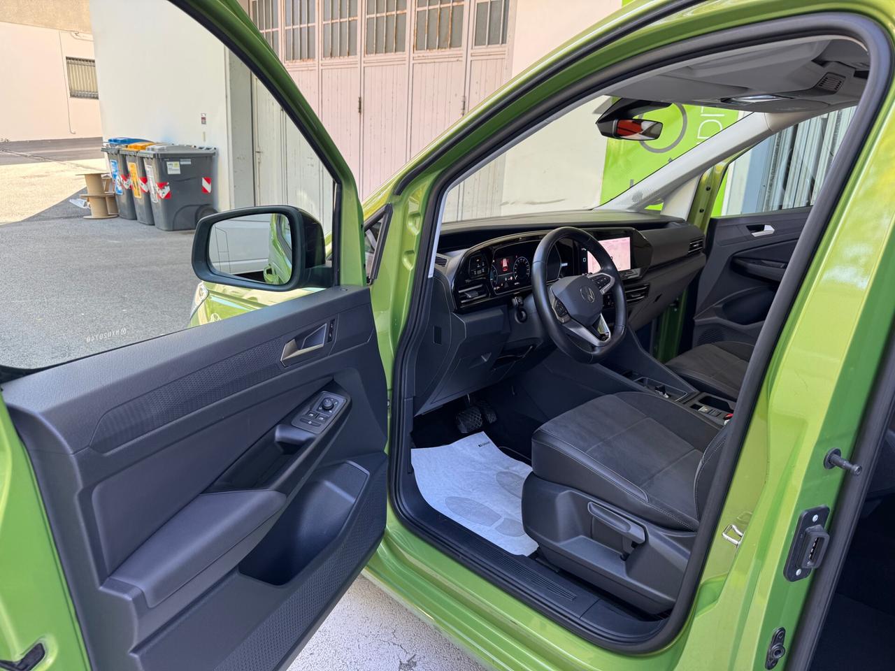 Volkswagen Caddy 1.5 TSI DSG STYLE GARANZIA 24MESI