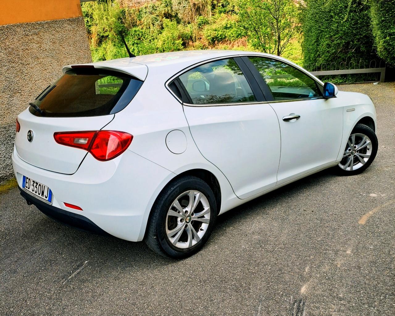 Alfa Giulietta 1.6 Jtd KM REALI