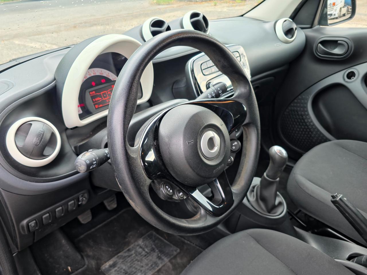 Smart ForFour 70 1.0 twinamic Prime E6 Manuale NEO 2017