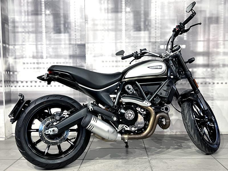 Ducati Scrambler 800 Icon