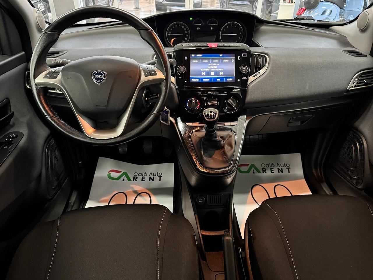 Ypsilon 1.0Hybrid Gold CAR PLAY PARI NUOVO!!!!!!!