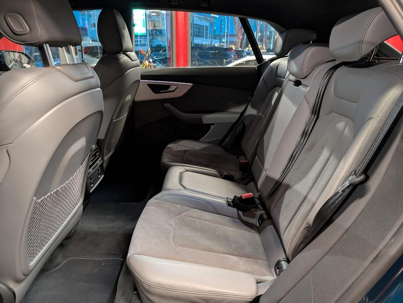 Audi Q8 45 TDI quattro 3.0 diesel S-LINE IVA ESPOSTA