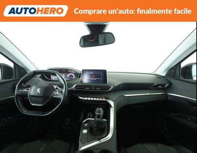 PEUGEOT 5008 BlueHDi 120 S&S Allure