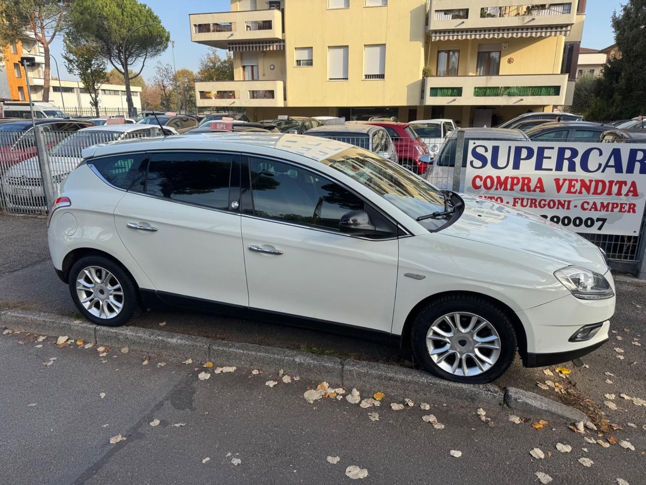 Lancia Delta 1.4 GPL neopatentati garanzia 12 mesi