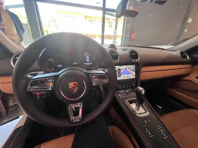 Porsche Cayman 4.0 GTS pdk