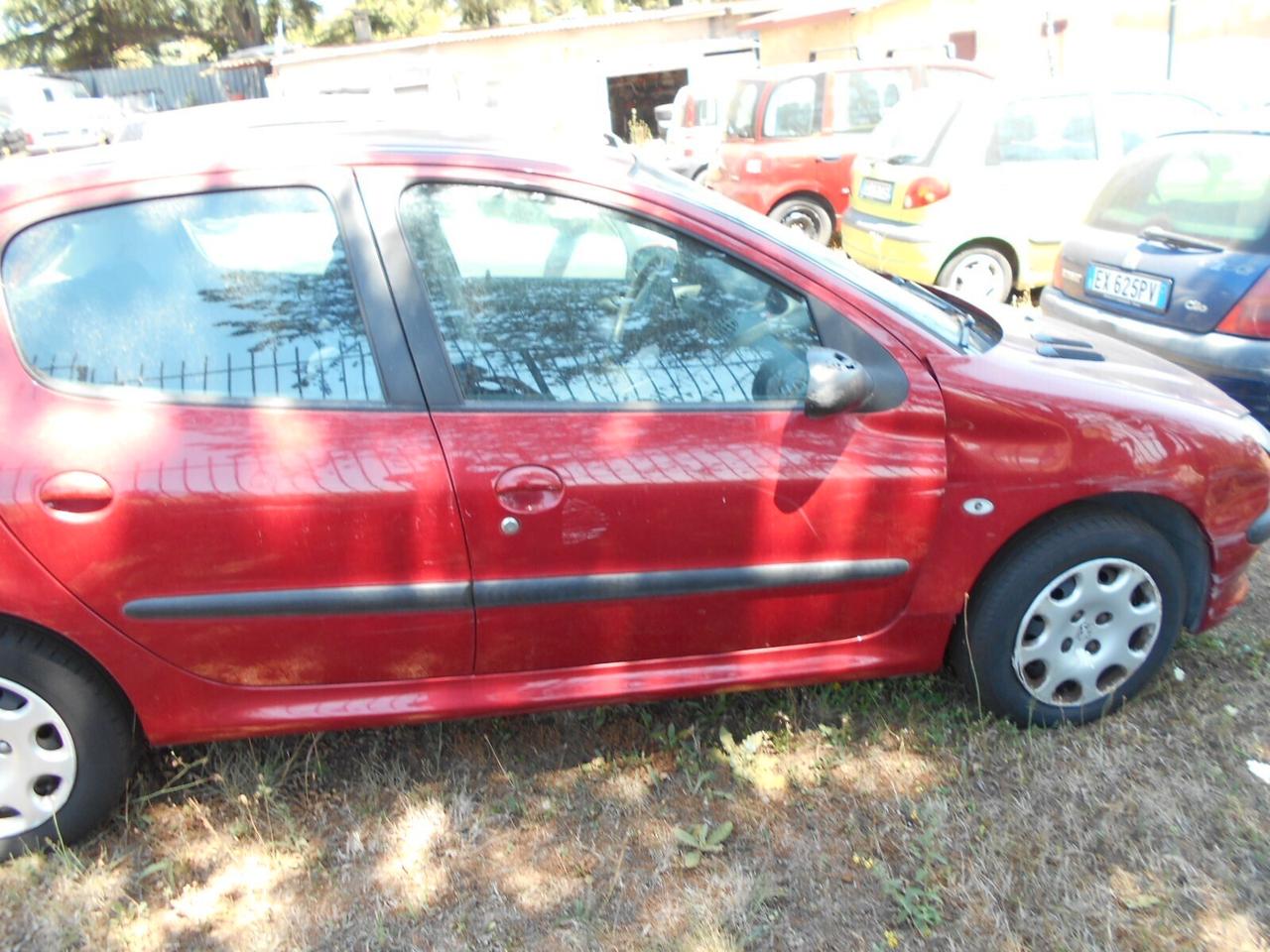 Peugeot 206