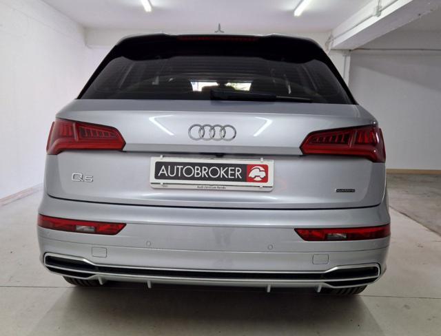 AUDI Q5 40 TDI quattro S line plus