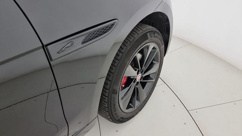 Jaguar F-Pace 2.0 D 163 CV AWD aut. SE