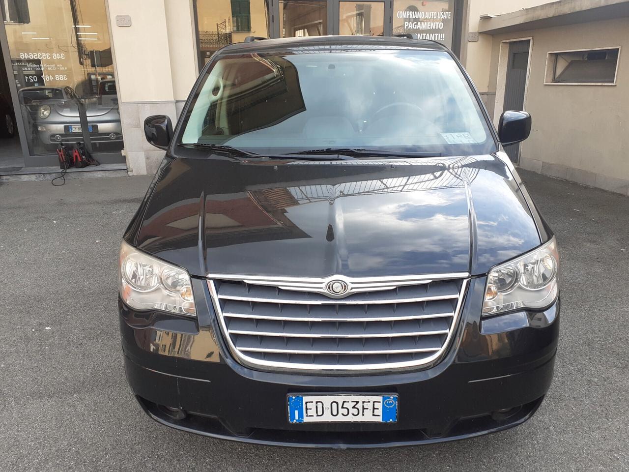 Chrysler Grand Voyager 2.8 CRD DPF Limited 7 posti