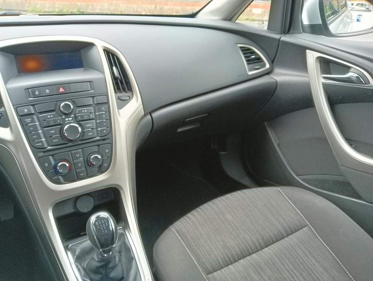Opel Astra 1.4 100CV 5 porte Elective