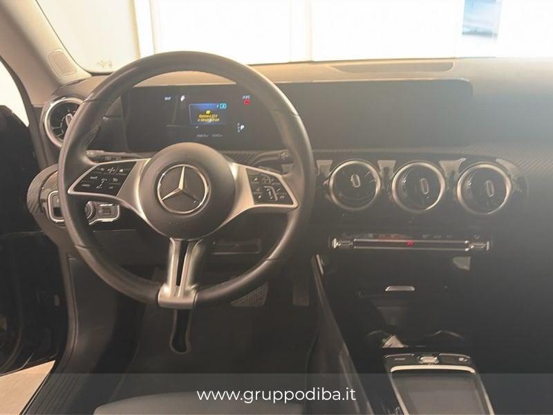 Mercedes-Benz CLA Sh.Brake - X118 2023 Shooting Brake 180 d Advanced auto
