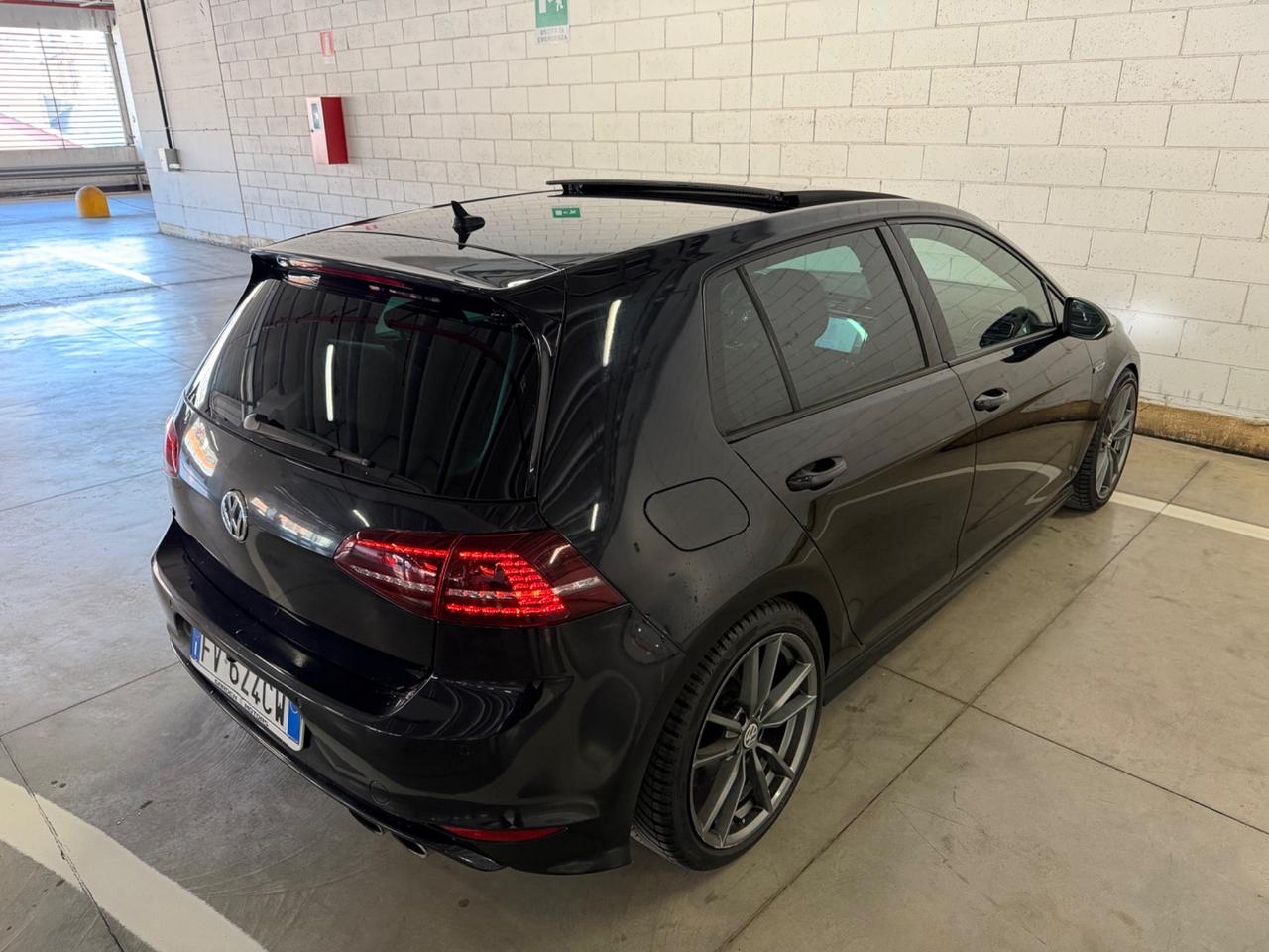 Volkswagen Golf R 2.0 5p.