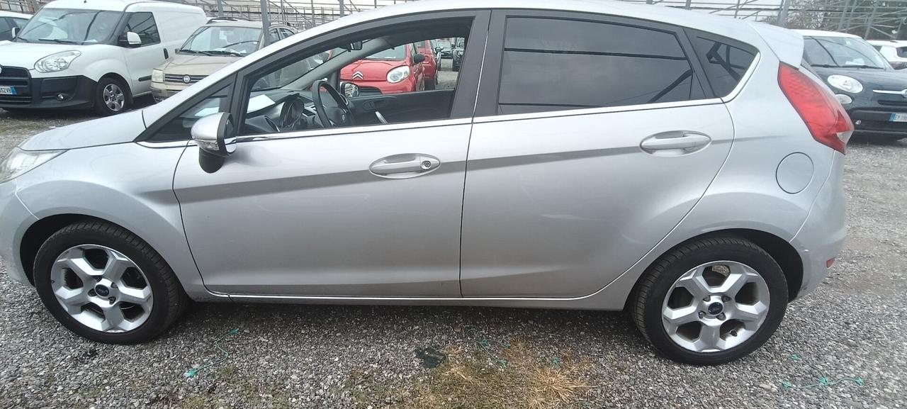 Ford Fiesta Fiesta+ 1.4 5 porte Bz.- GPL