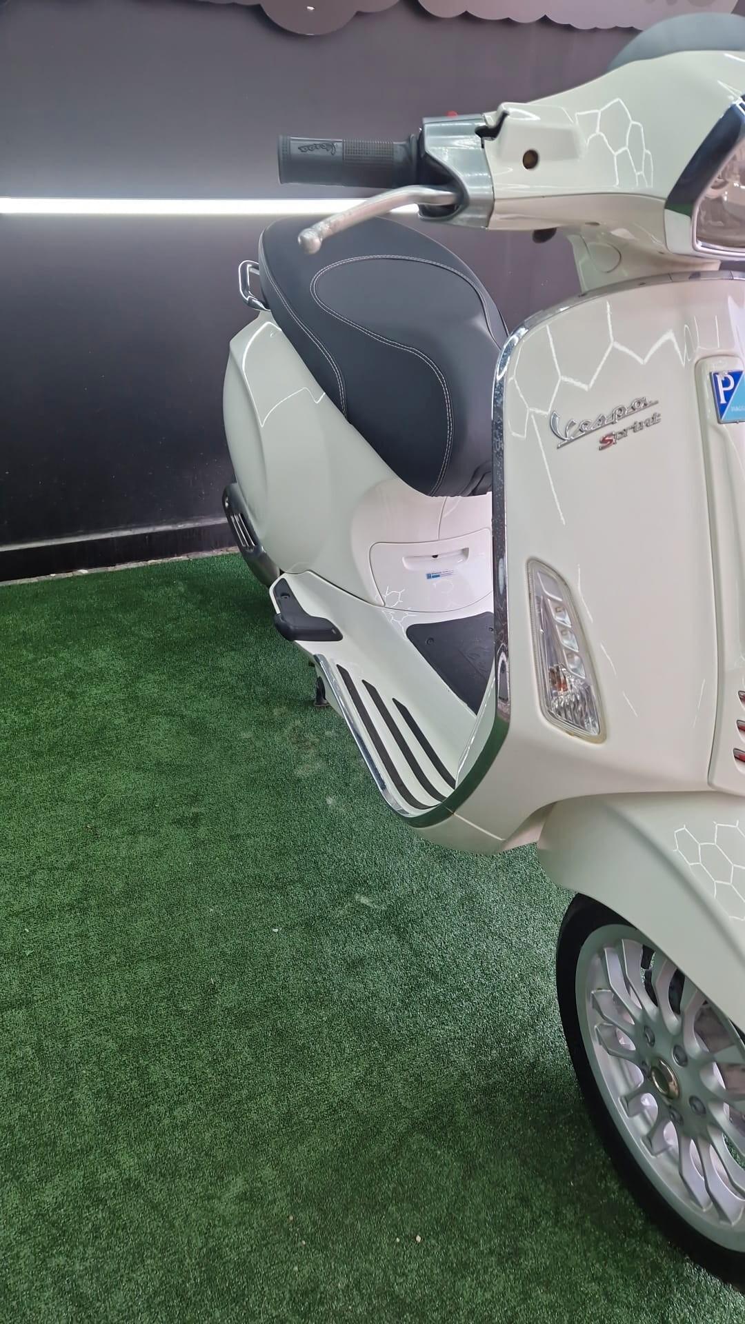 Piaggio Vespa 125 Sprint