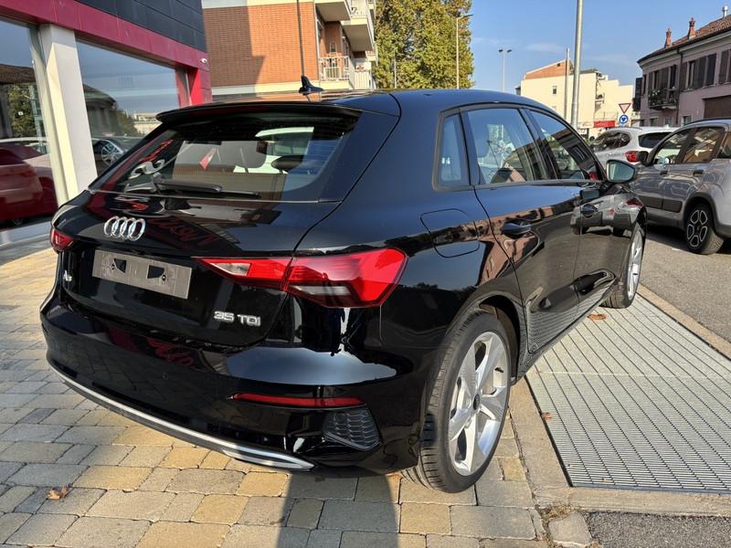 Audi A3 Sportback 35 2.0 tdi Business Advanced s-tronic LED-TETTO-18"