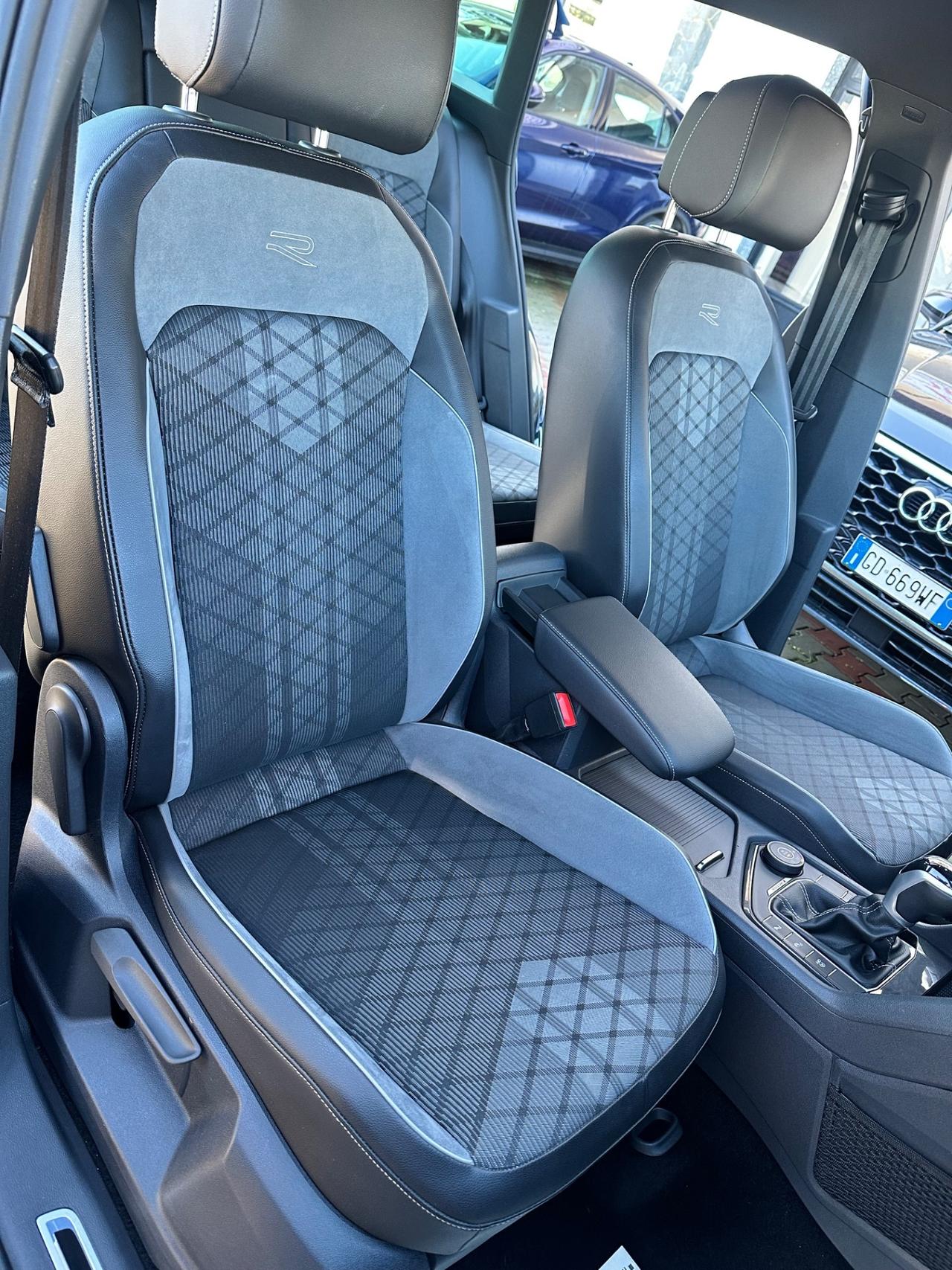 Volkswagen Tiguan 2.0 TDI 200 CV SCR DSG 4MOTION R-Line