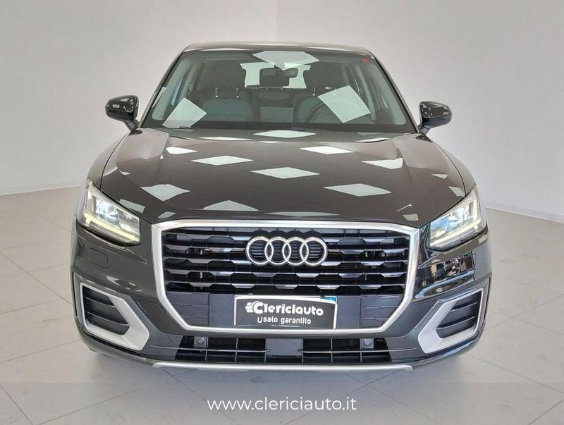 Audi Q2 30 TFSI S tronic Business