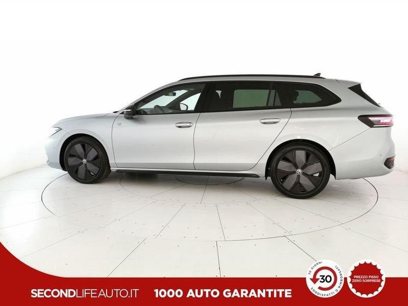 Volkswagen Passat NUOVA R-Line 1,5 l TSI filtro