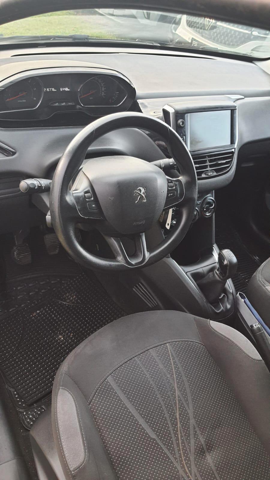 Peugeot 208 1.4 HDi 68 CV 5 porte Active