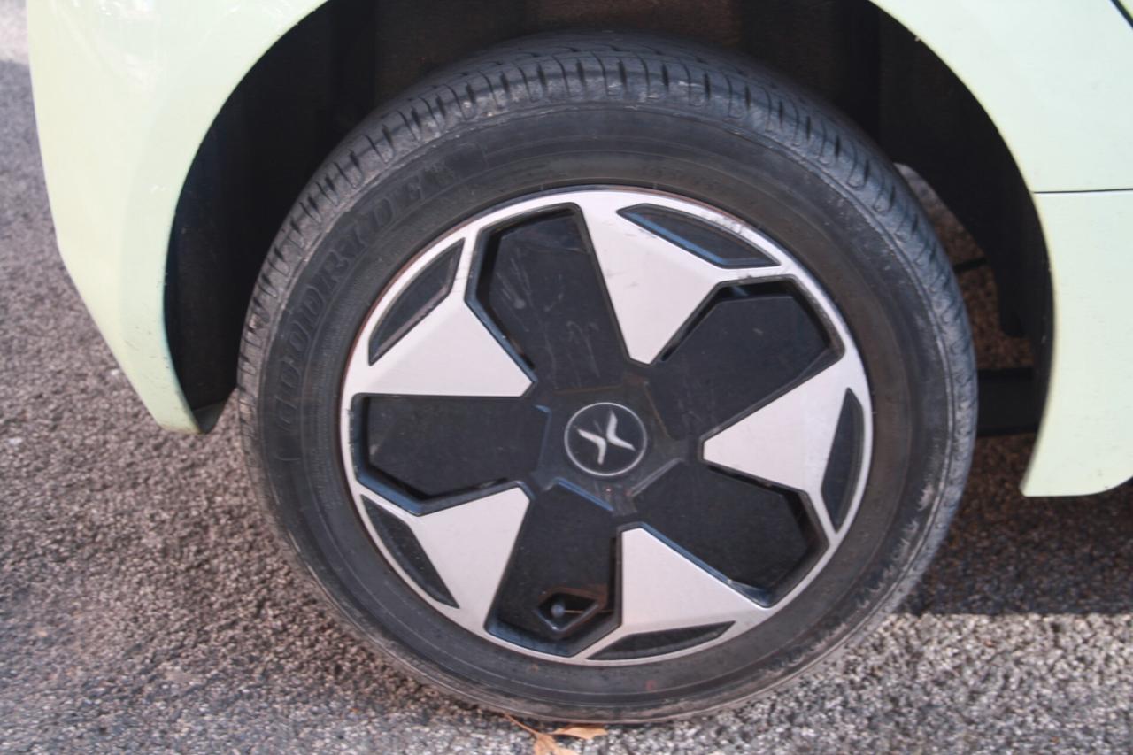 XEV YOYO Yoyo Easy Restyling MY'24 130 KM AUTONOMIA