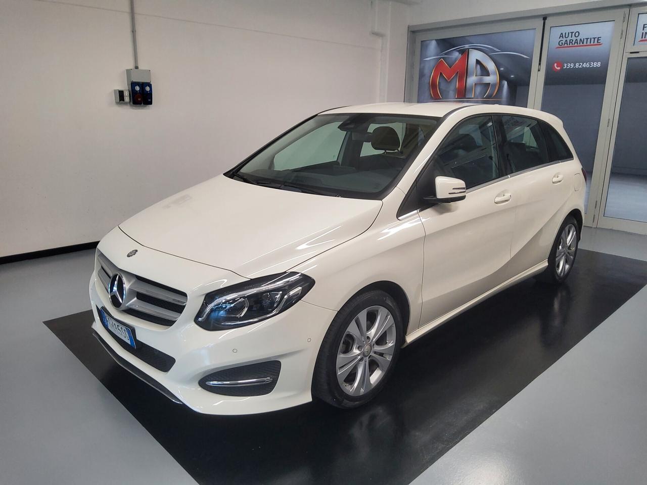 Mercedes-benz B 180 Premium