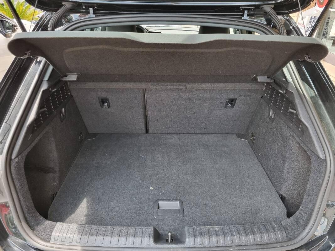Audi A3 30 TDI S tronic Business